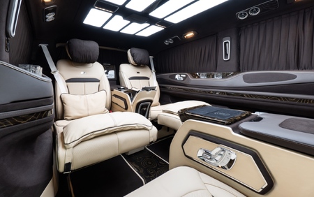 KLASSEN Mercedes-Benz V-Class V300 Luxury VIP First Class Van MVE_1685