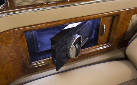 KLASSEN LUXURY VAN MVD_1268