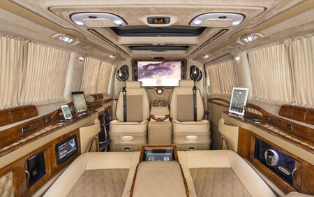 KLASSEN LUXURY VAN MVD_1268