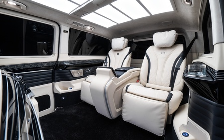 KLASSEN Mercedes-Benz V-CLASS V300 AMG LUXURY VIP BUSINESS VAN - 2024 MVV_2_1714_EN