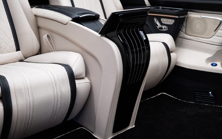 KLASSEN Mercedes Benz V-Class V300 AMG Luxury VIP Lounge MVV_3_1716_EN