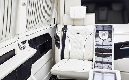 KLASSEN Luxury Van MVA_1383