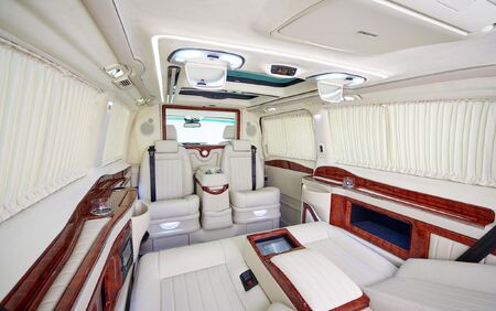 KLASSEN VIP VAN MVD_1303