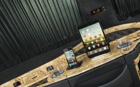 KLASSEN VIP VAN MVD 9011