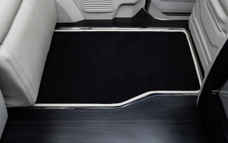 KLASSEN Mercedes-Benz V-Class V300 AMG Luxury VIP First Class Van MVE_1_1698_EN