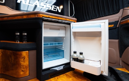 KLASSEN EXTRAORDINARY LUXURY VAN