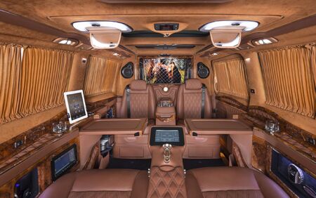 KLASSEN LUXURY VAN MVD_1267