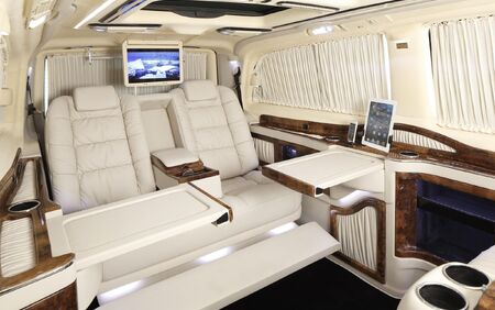 KLASSEN VIP VAN MVD 9004