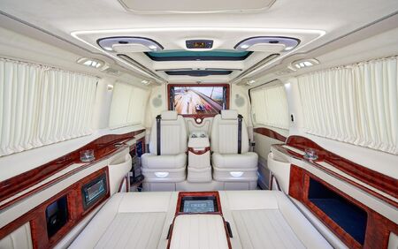 KLASSEN VIP VAN MVD_1303