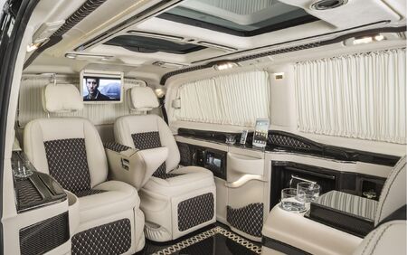 KLASSEN VIP VAN MVD 9015