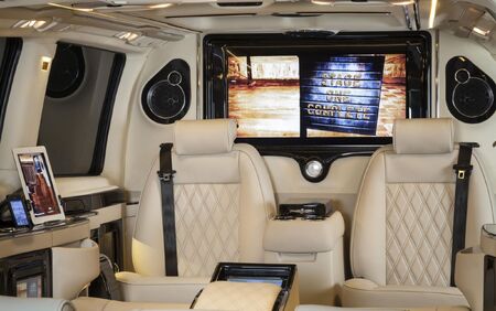 KLASSEN VIP VAN MVD 9001