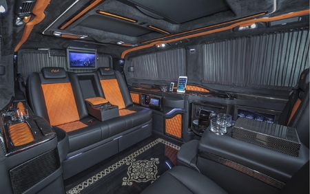 KLASSEN VIP VAN MVD 9022