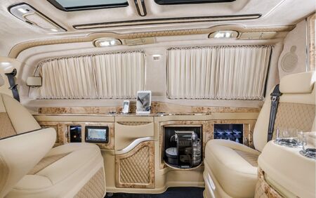 KLASSEN VIP VAN MVD 9020