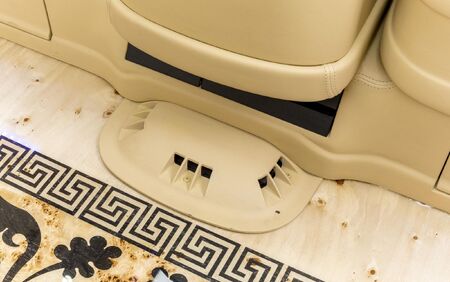 KLASSEN VIP VAN MVD 9013