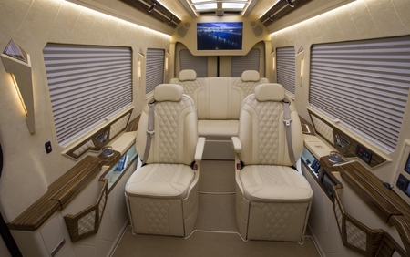 KLASSEN VIP VAN MSE 9008