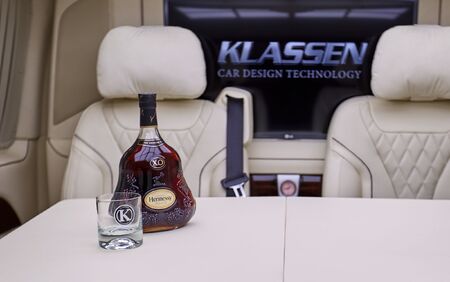 KLASSEN Luxury Van MVA_1344