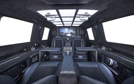 KLASSEN VIP VAN MVD 9031