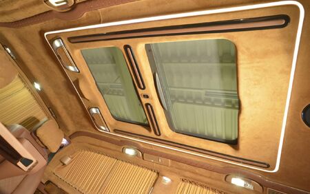 KLASSEN VIP VAN MVD_1304