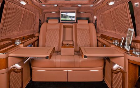 KLASSEN VIP VAN MVD 9003