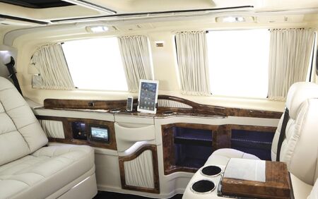 KLASSEN VIP VAN MVD 9004