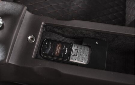 KLASSEN VIP VAN MVD 9018