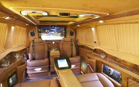 KLASSEN VIP VAN MVD_1304