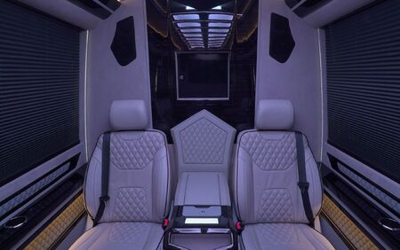 KLASSEN VIP VAN MSE 9017