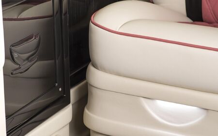 KLASSEN VIP VAN MVD 9002