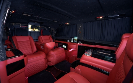 KLASSEN VIP VAN MVD 9043