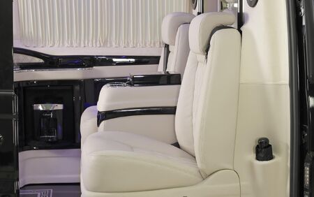 KLASSEN VIP VAN MVD 9008