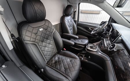 KLASSEN Luxury Van MVA_1412