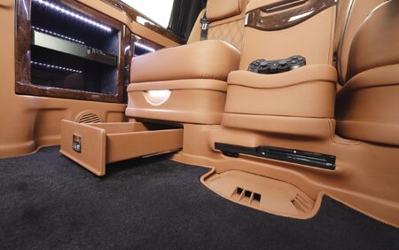 KLASSEN LUXURY VAN MVD_1280