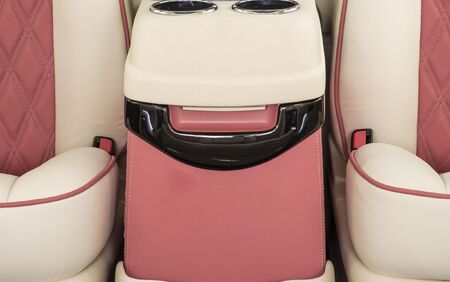 KLASSEN VIP VAN MVD 9002