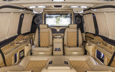 KLASSEN LUXURY VAN MVD_1273