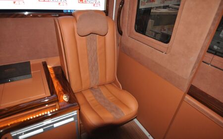 KLASSEN VIP VAN MSE 9012