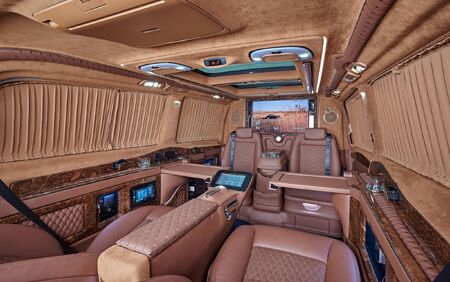 KLASSEN LUXURY VAN MVD_1302