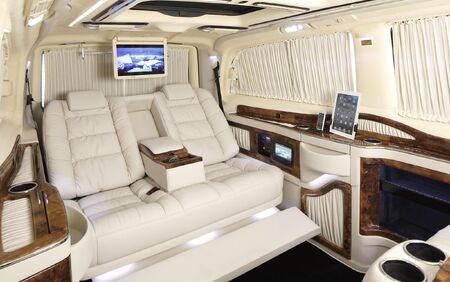 KLASSEN VIP VAN MVD 9004