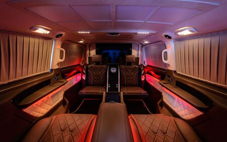 KLASSEN Luxury Van MVA_1412