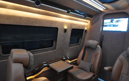 KLASSEN VIP VAN MSE 9012