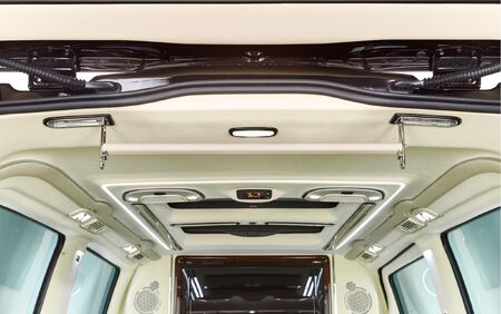 KLASSEN VIP VAN MVD 9024