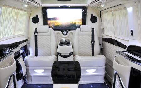KLASSEN LUXURY VAN MVD_1301