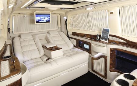 KLASSEN VIP VAN MVD 9004