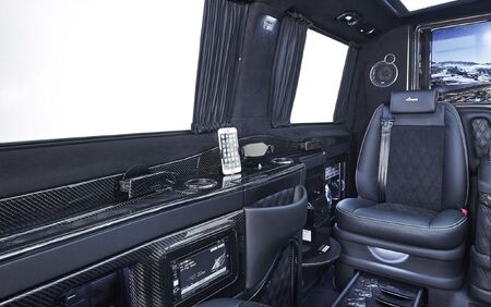 KLASSEN VIP VAN MVD 9031