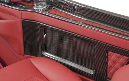 KLASSEN VIP VAN MVD 9016