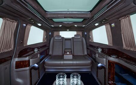 KLASSEN VIP VAN MVD_1307