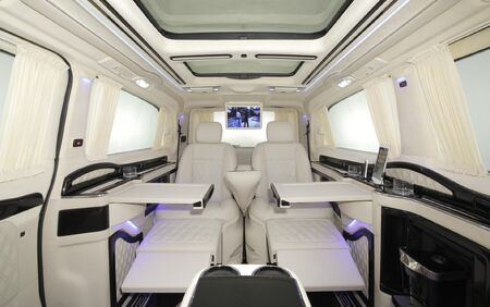 KLASSEN VIP VAN MVD 9008