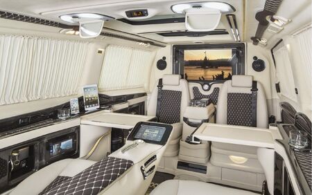 KLASSEN VIP VAN MVD 9015