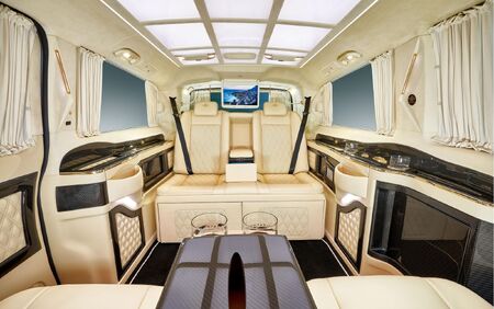 KLASSEN VIP VAN MVD 9050