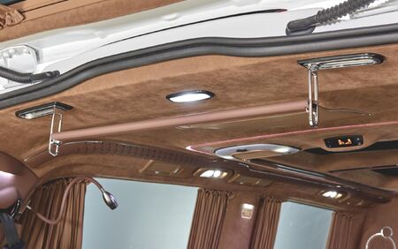 KLASSEN VIP VAN MVD 9023