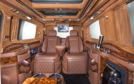 KLASSEN LUXURY VAN MVD_1267